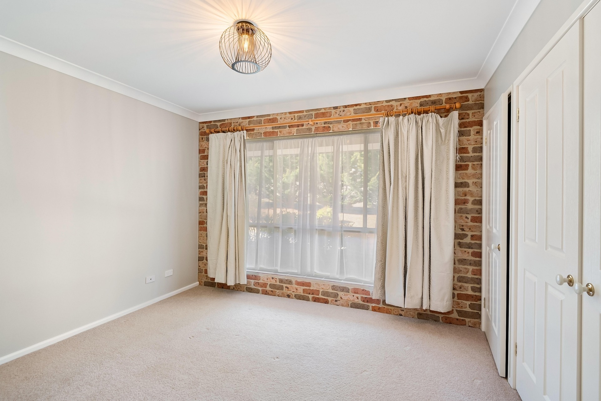 empty room 8442807 1920